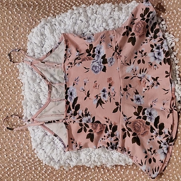 American Eagle top - Picture 7 of 11